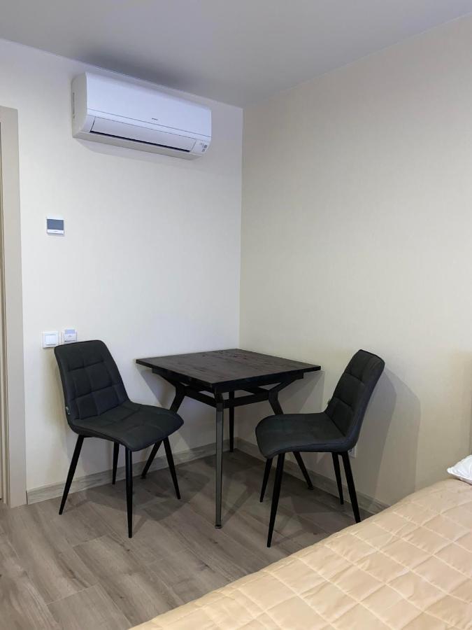 Prestige Apartments Berezinka Dnipro Exterior foto